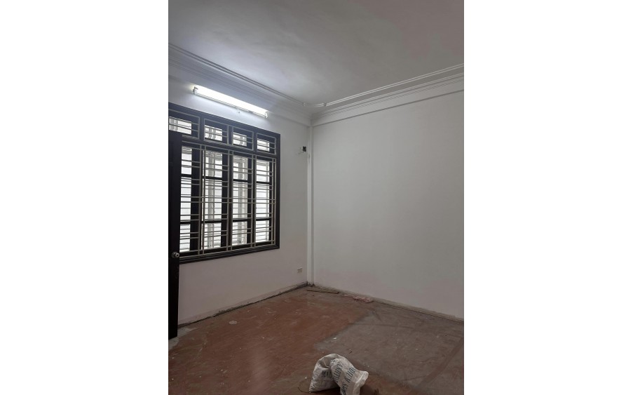 CHO THUÊ NHÀ LÔ GÓC KD TRÀ SỮA, CÀ PHÊ, SPA PHỐ KIM NGƯU 24 TR, 3 TẦNG, 60M2, MT 4M